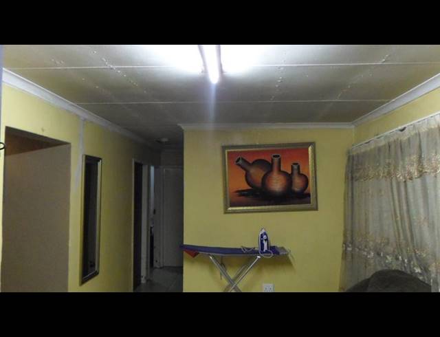 3 BEDROOM PROPERTY TO RENT IN MAOKENG